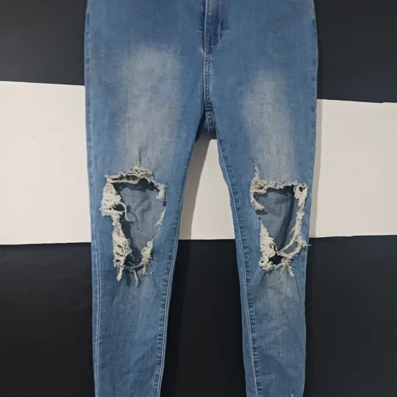 Shein Women light blue destroyed knee Fringe skinny jeans - Picture 5 of 12